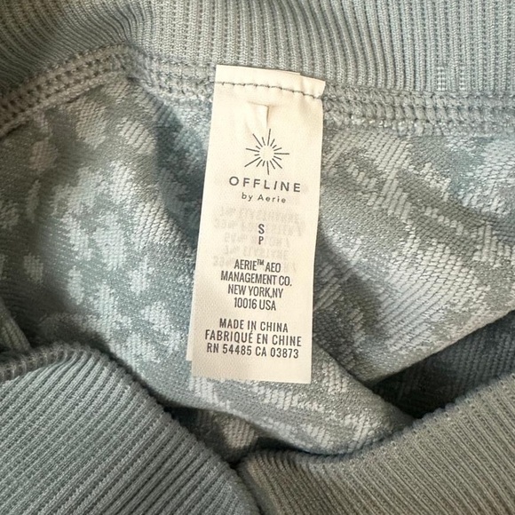 OFFLINE by Aerie Seamless Snake Leggings 7/8 Length High Waisted Salty Air Sz S - Picture 10 of 11